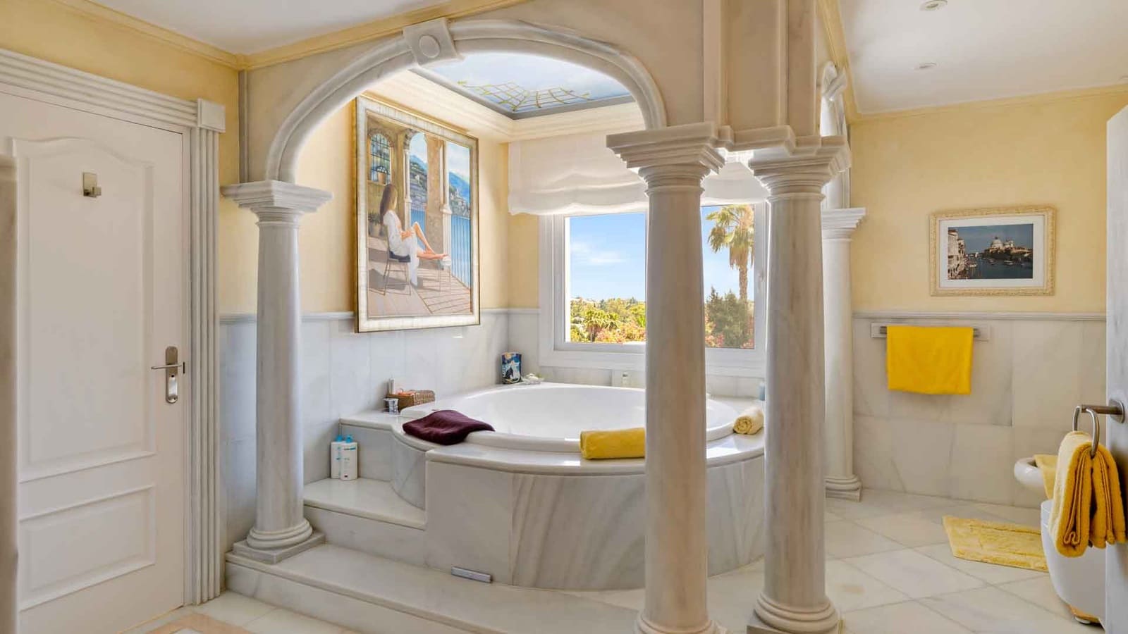 6 sypialnia Willa na sprzedaż w Nueva Andalucia z basenem - 6 900 000 € (Ref: 9342127)