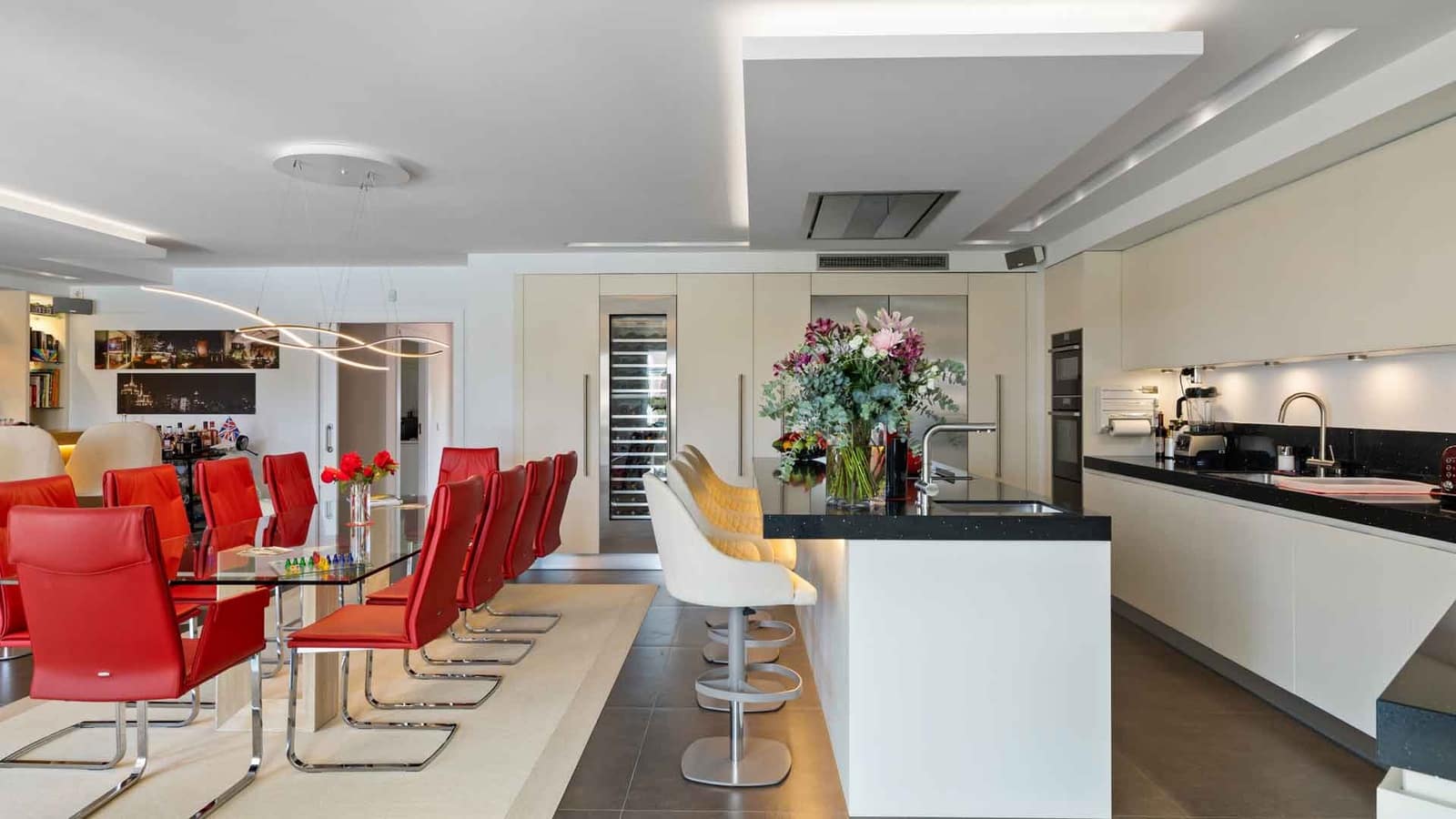 6 sypialnia Willa na sprzedaż w Nueva Andalucia z basenem - 6 900 000 € (Ref: 9342127)