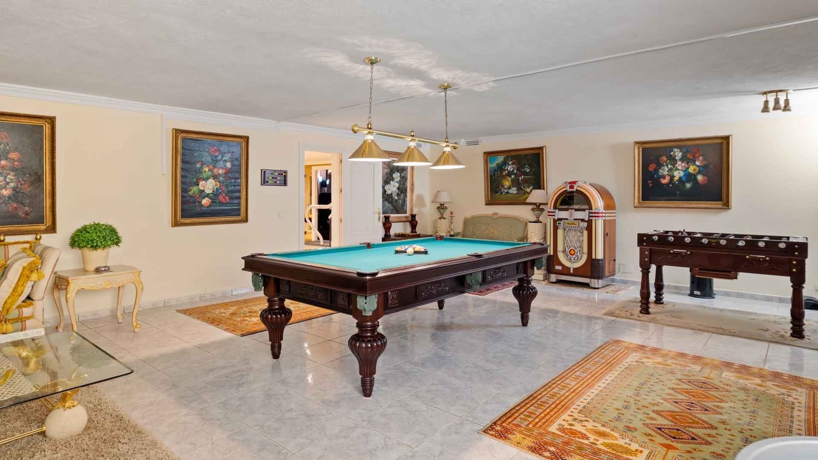 6 sypialnia Willa na sprzedaż w Nueva Andalucia z basenem - 6 900 000 € (Ref: 9342127)