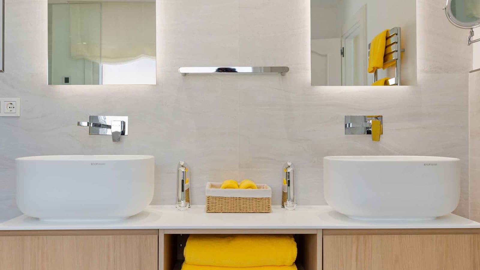 6 sypialnia Willa na sprzedaż w Nueva Andalucia z basenem - 6 900 000 € (Ref: 9342127)