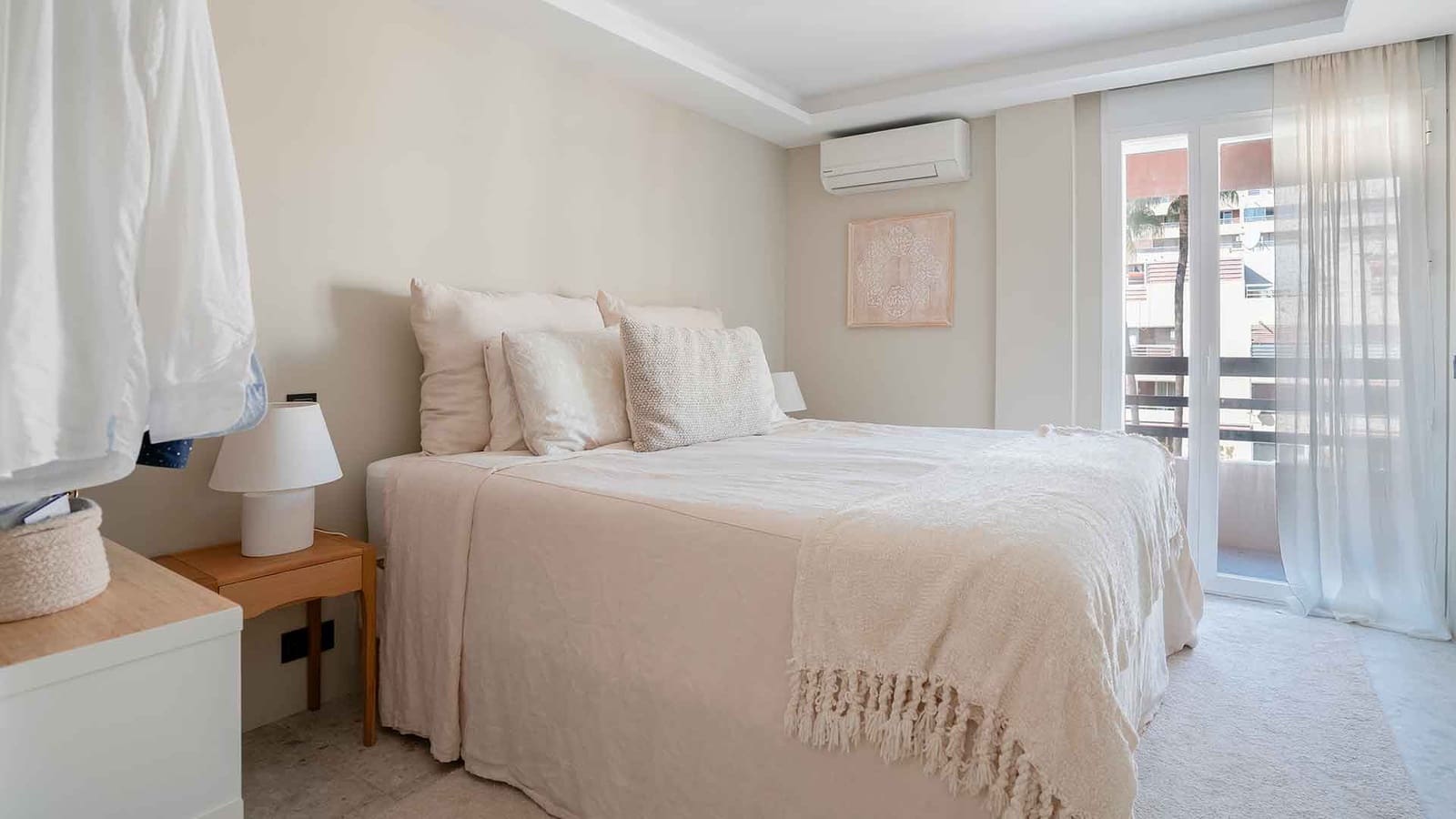 3 chambre Penthouse à vendre à Marbella avec piscine - 1 695 000 € (Ref: 9347145)