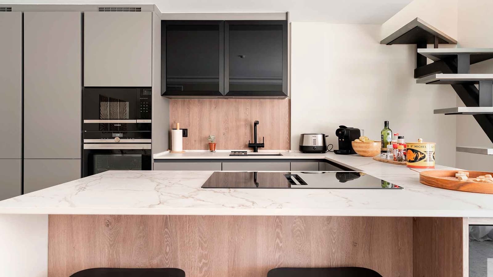 3 chambre Penthouse à vendre à Marbella avec piscine - 1 695 000 € (Ref: 9347145)