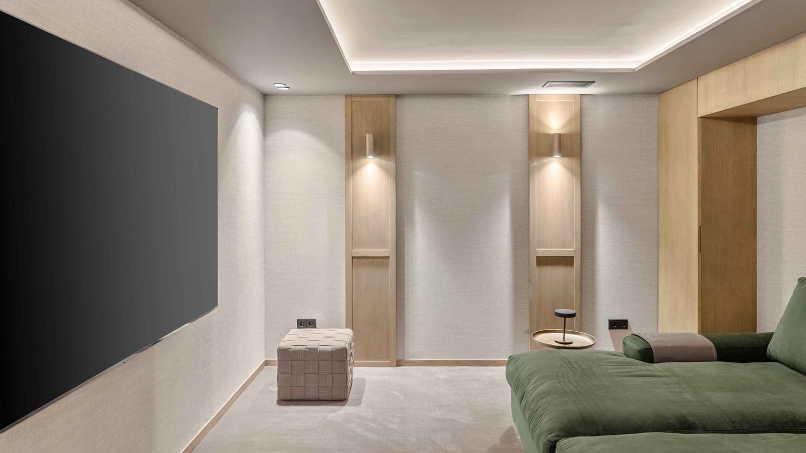 4 sypialnia Willa na sprzedaż w Nueva Andalucia z basenem - 7 495 000 € (Ref: 9355770)