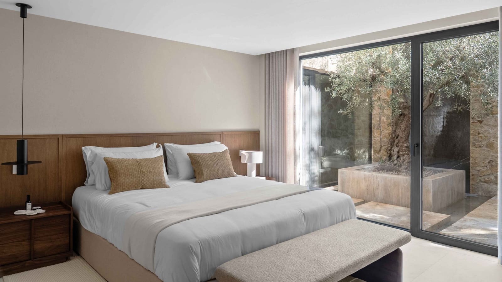 4 sypialnia Willa na sprzedaż w Nueva Andalucia z basenem - 7 495 000 € (Ref: 9355770)