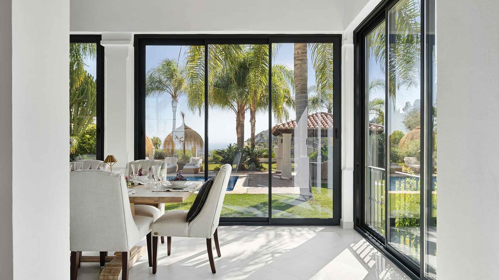 4 soverom Villa til salgs i El Madronal med svømmebasseng - € 4 500 000 (Ref: 9355771)