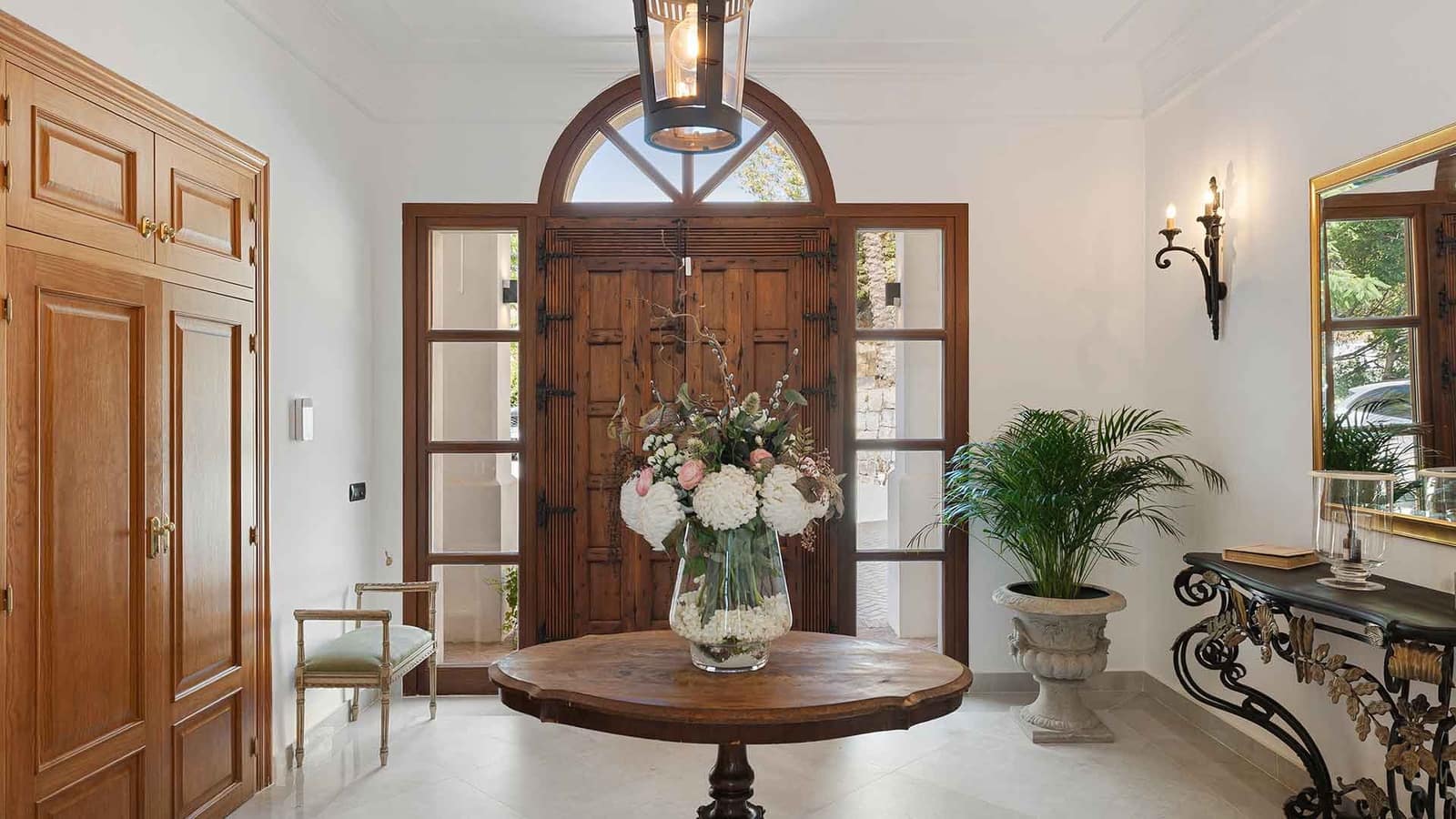 4 soverom Villa til salgs i El Madronal med svømmebasseng - € 4 500 000 (Ref: 9355771)