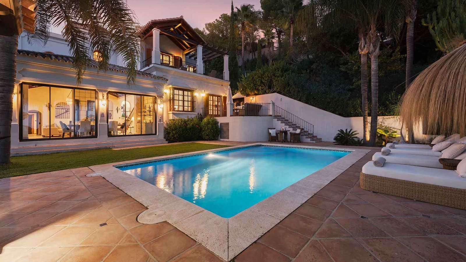 4 soverom Villa til salgs i El Madronal med svømmebasseng - € 4 500 000 (Ref: 9355771)