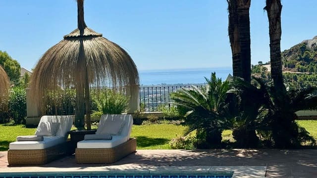 4 soverom Villa til salgs i El Madroñal, Benahavís med svømmebasseng - € 4 500 000 (Ref: 9355771)