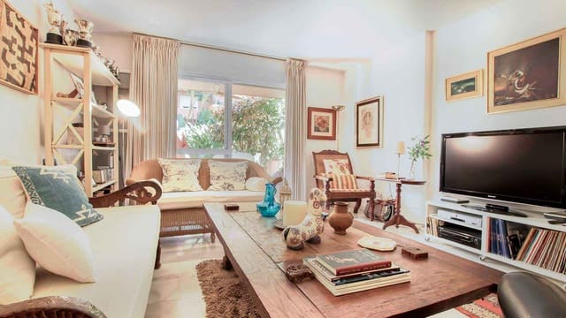 2 soverom Leilighet til salgs i Lomas De Marbella, Marbella med svømmebasseng - € 599 000 (Ref: 9355772)