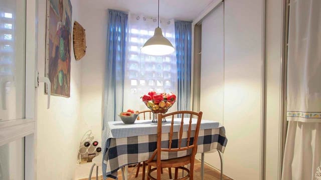 2 soverom Leilighet til salgs i Lomas De Marbella, Marbella med svømmebasseng - € 599 000 (Ref: 9355772)