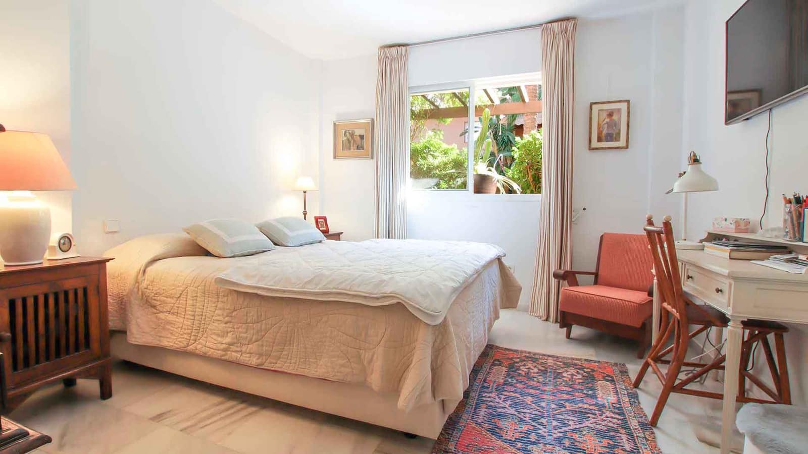 2 bedroom Apartment for sale in Golden Mile with pool - € 599,000 (Ref: 9355772)