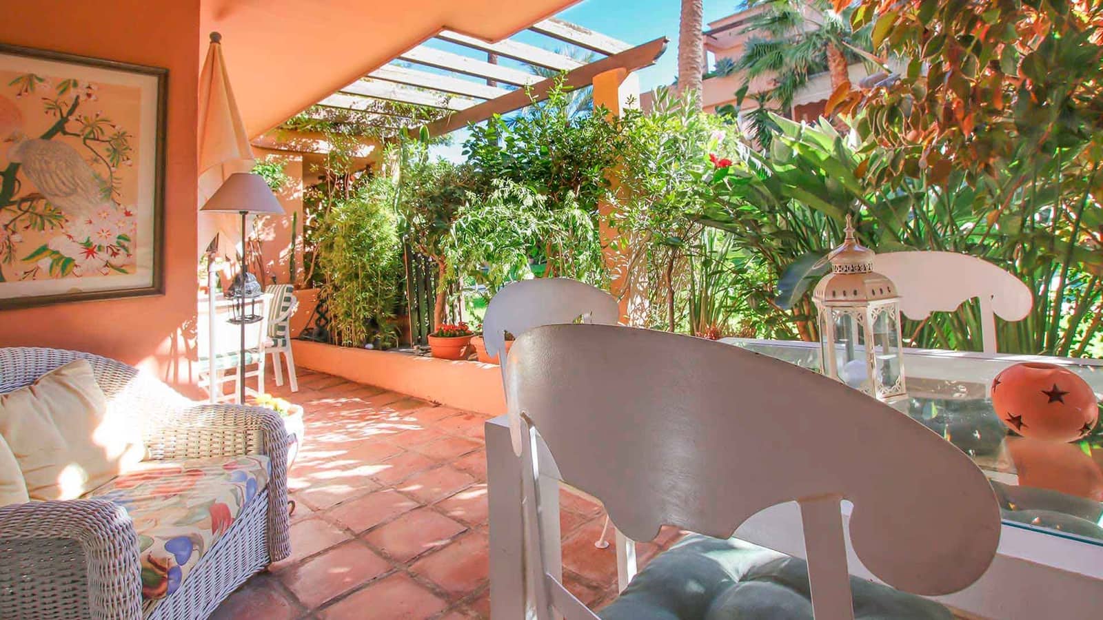 2 bedroom Apartment for sale in Golden Mile with pool - € 599,000 (Ref: 9355772)