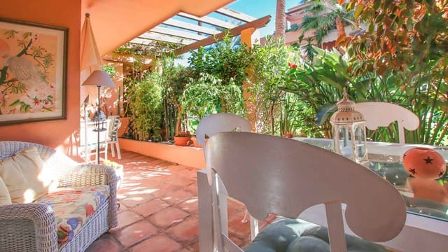 2 soverom Leilighet til salgs i Lomas De Marbella, Marbella med svømmebasseng - € 599 000 (Ref: 9355772)