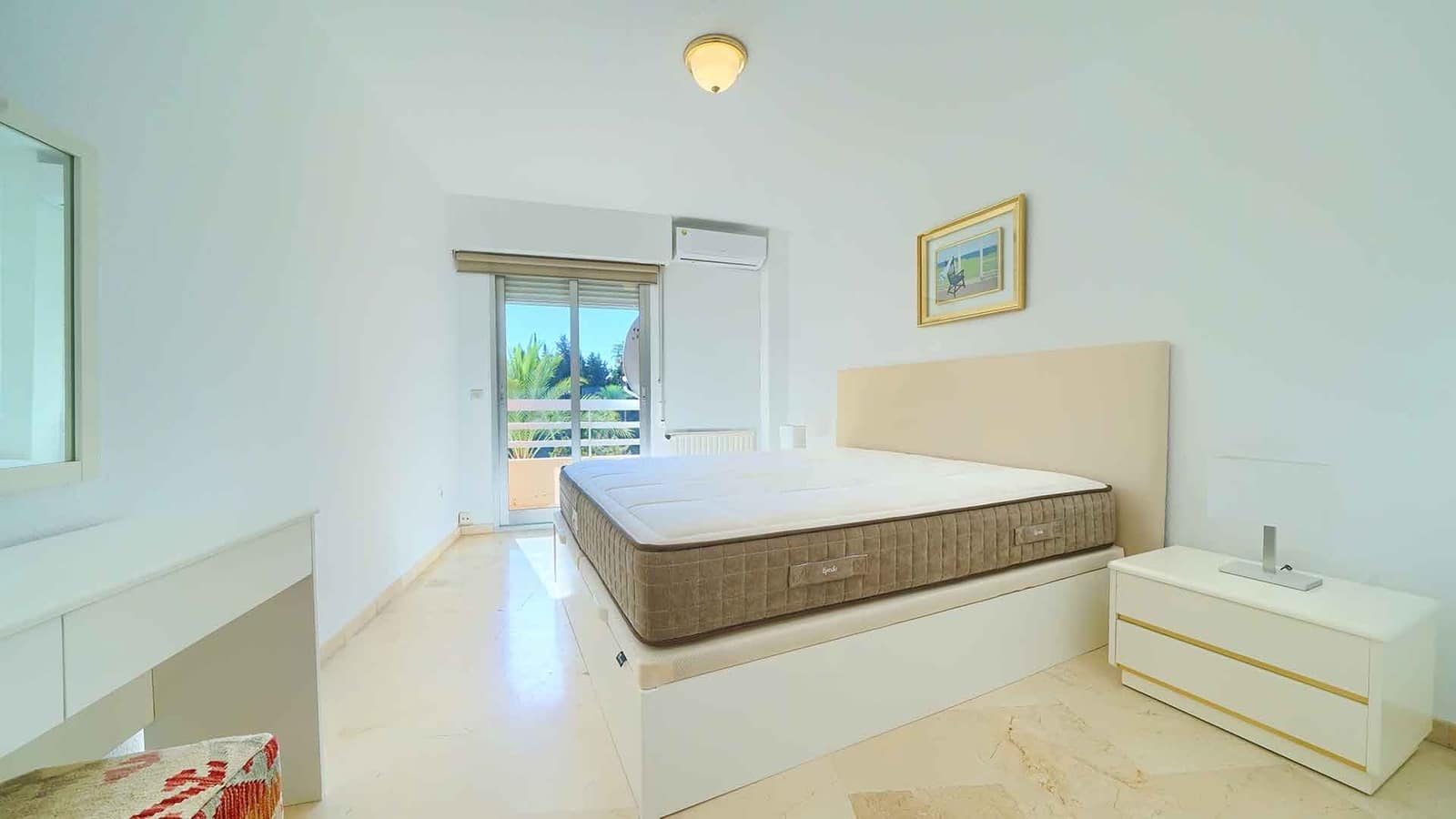 4 chambre Appartement à vendre à Marbella - 950 000 € (Ref: 9359392)