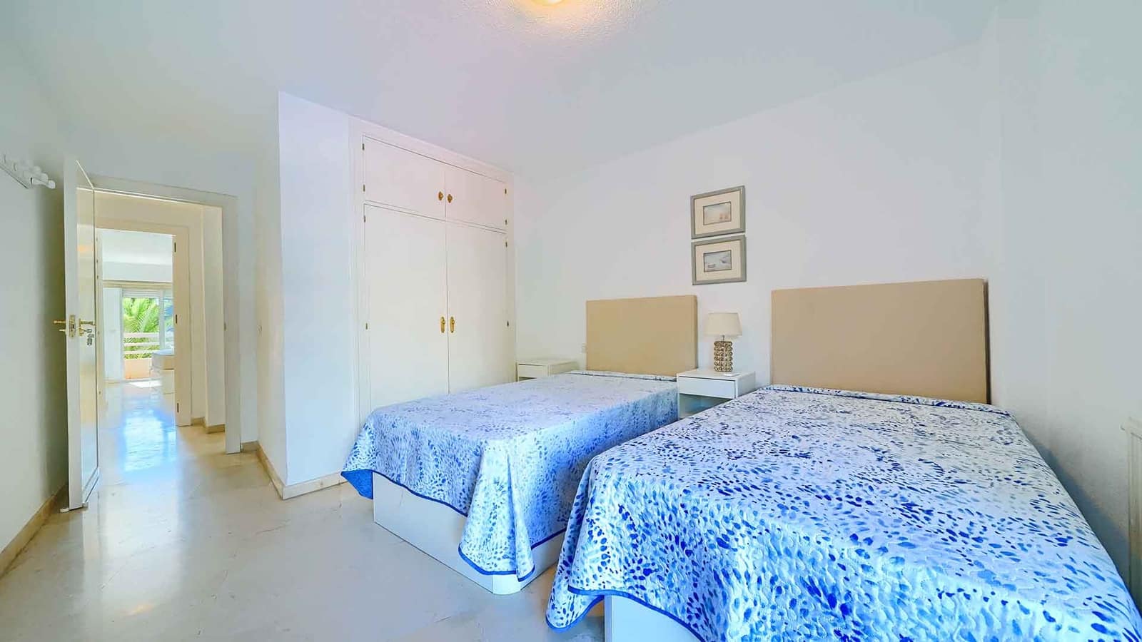 4 chambre Appartement à vendre à Marbella - 950 000 € (Ref: 9359392)