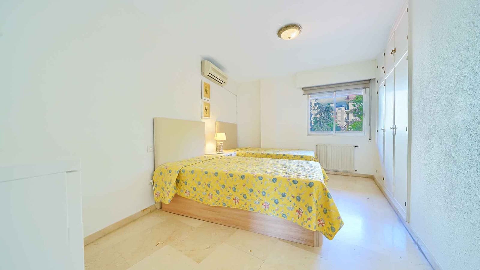 4 chambre Appartement à vendre à Marbella - 950 000 € (Ref: 9359392)