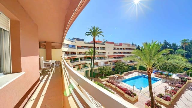 4 soverom Leilighet til salgs i Playa Bajadilla - Puertos, Marbella - € 950 000 (Ref: 9359392)