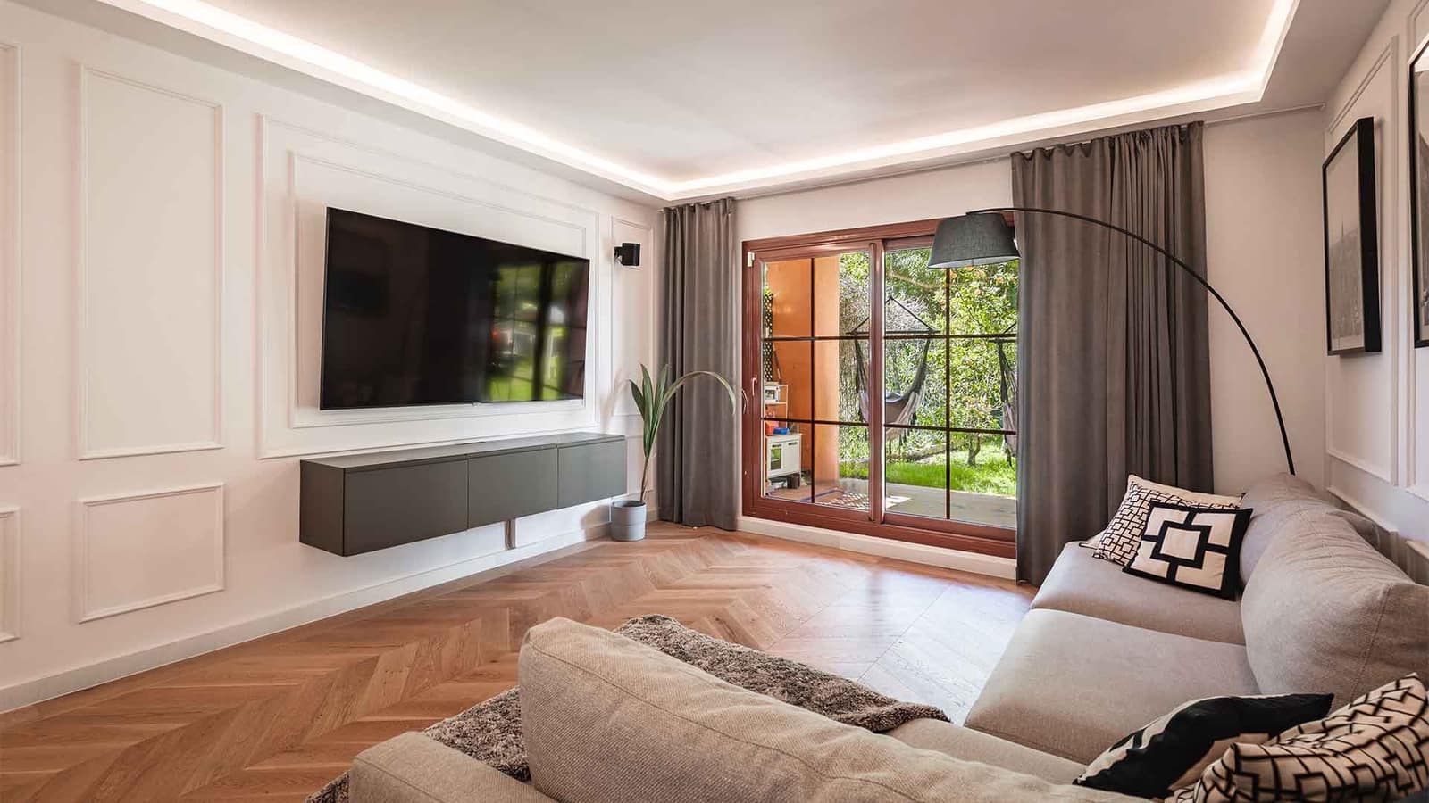 3 chambre Appartement à vendre à Benahavis avec piscine - 695 000 € (Ref: 9359393)