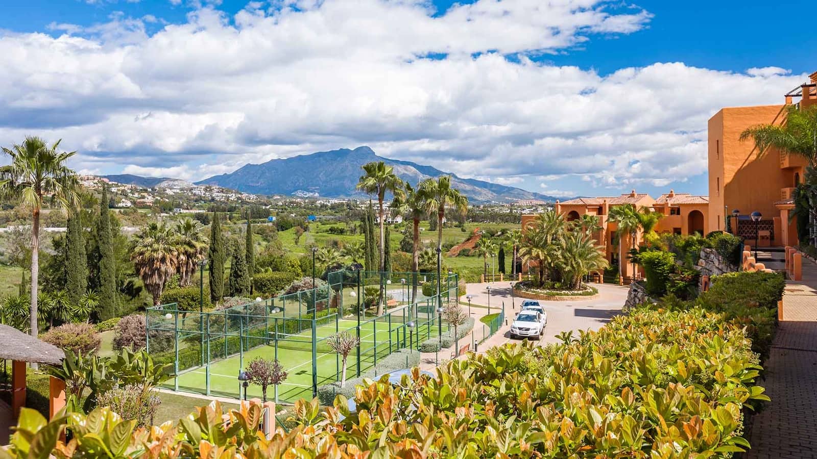 3 chambre Appartement à vendre à Benahavis avec piscine - 695 000 € (Ref: 9359393)