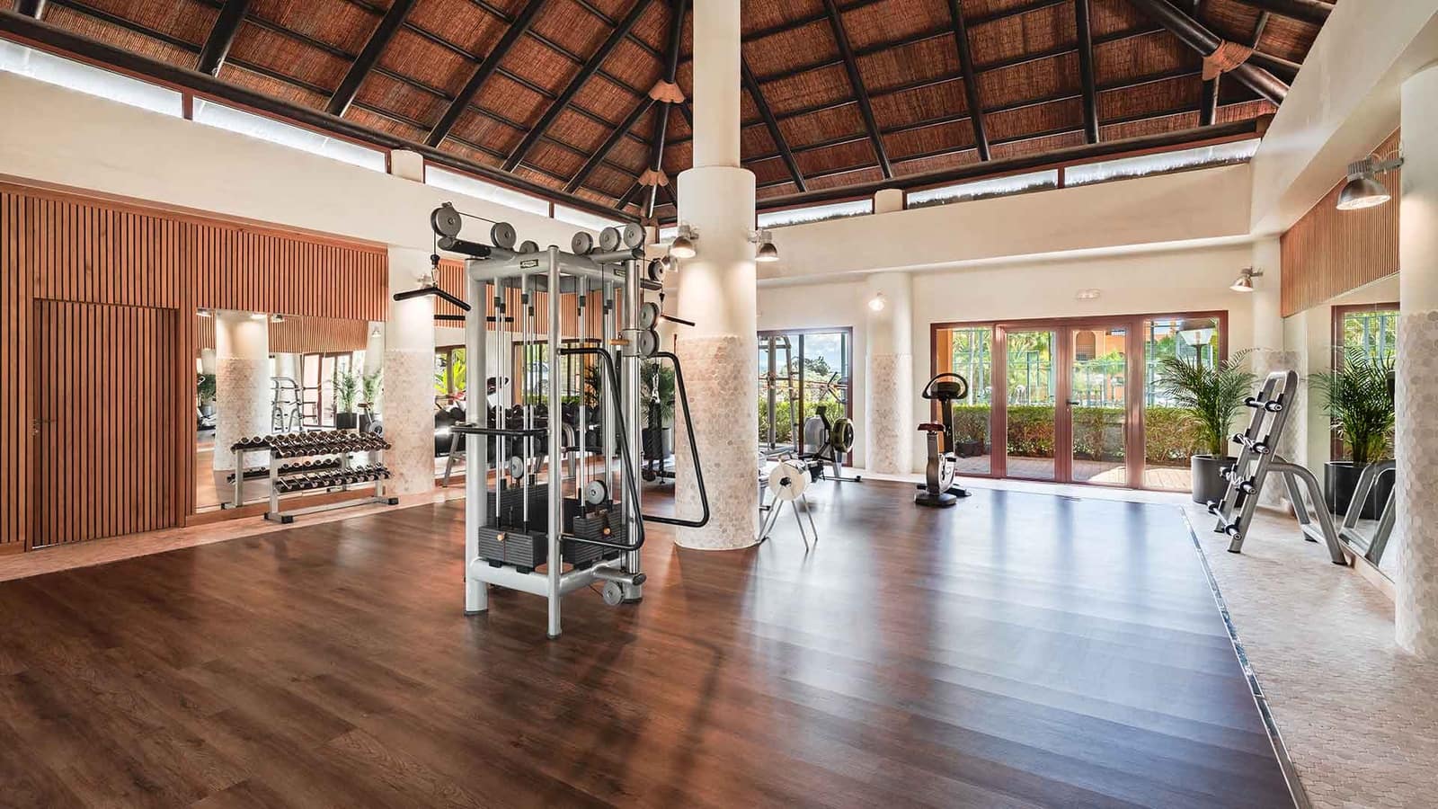 3 chambre Appartement à vendre à Benahavis avec piscine - 695 000 € (Ref: 9359393)