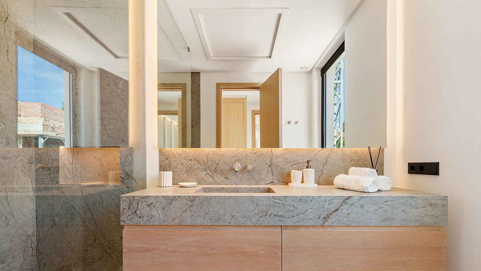 5 sypialnia Willa na sprzedaż w San Pedro de Alcantara z basenem - 4 580 000 € (Ref: 9359394)