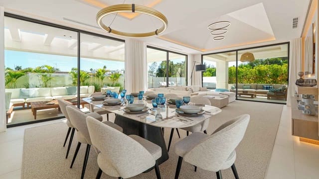 5 soveværelse Villa til salg i San Pedro de Alcántara Pueblo, Marbella med swimmingpool - € 4.580.000 (Ref: 9359394)