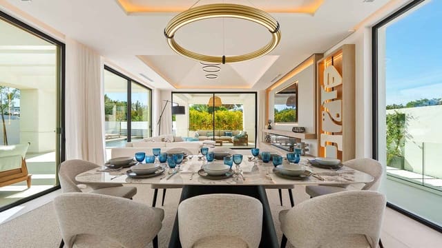 5 soveværelse Villa til salg i San Pedro de Alcántara Pueblo, Marbella med swimmingpool - € 4.580.000 (Ref: 9359394)