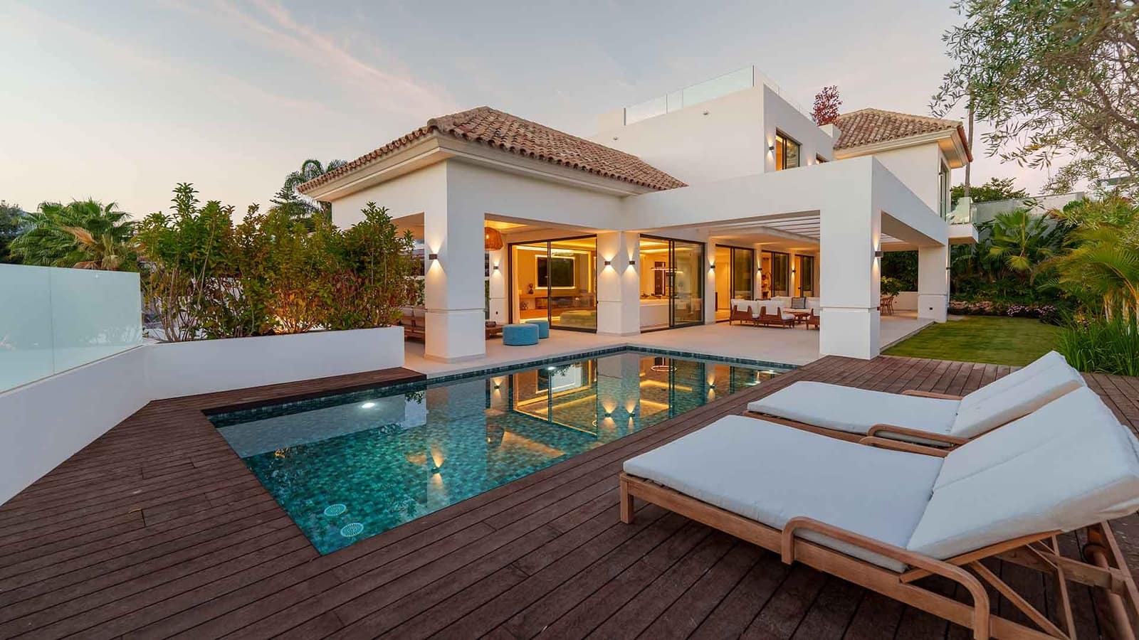 5 sypialnia Willa na sprzedaż w San Pedro de Alcantara z basenem - 4 580 000 € (Ref: 9359394)