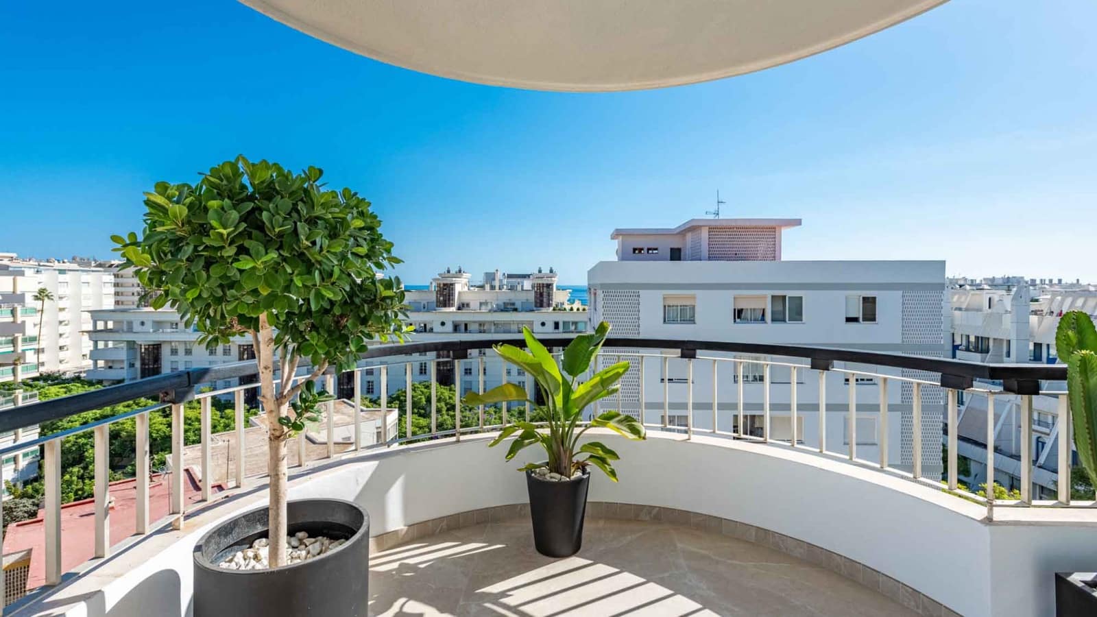 3 sovrum Takvåning till salu i Marbella - 1 500 000 € (Ref: 9362434)