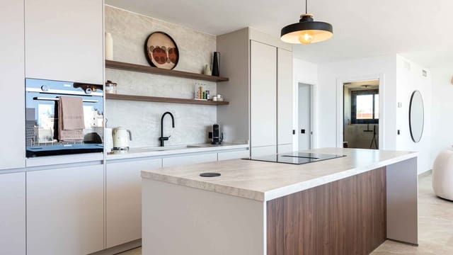 3 slaapkamer Penthouse te koop in Playa Bajadilla - Puertos, Marbella - € 1.500.000 (Ref: 9362434)