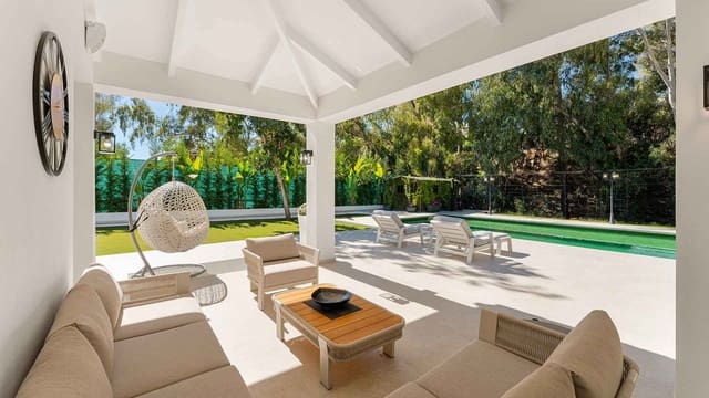 5 soverom Villa til salgs i Nueva Andalucía Centro, Marbella med svømmebasseng - € 4 950 000 (Ref: 9371982)