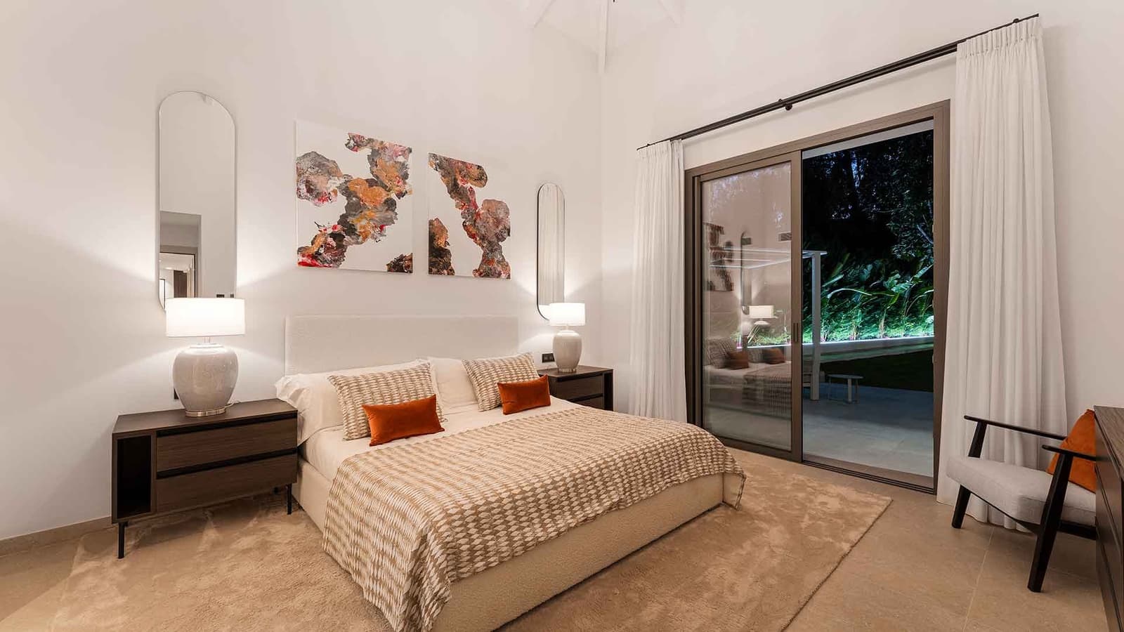 5 sypialnia Willa na sprzedaż w Nueva Andalucia z basenem - 4 950 000 € (Ref: 9371982)