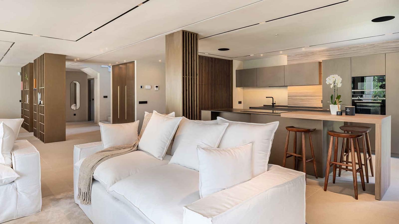 5 soverom Villa til salgs i Estepona - € 3 495 000 (Ref: 9371983)