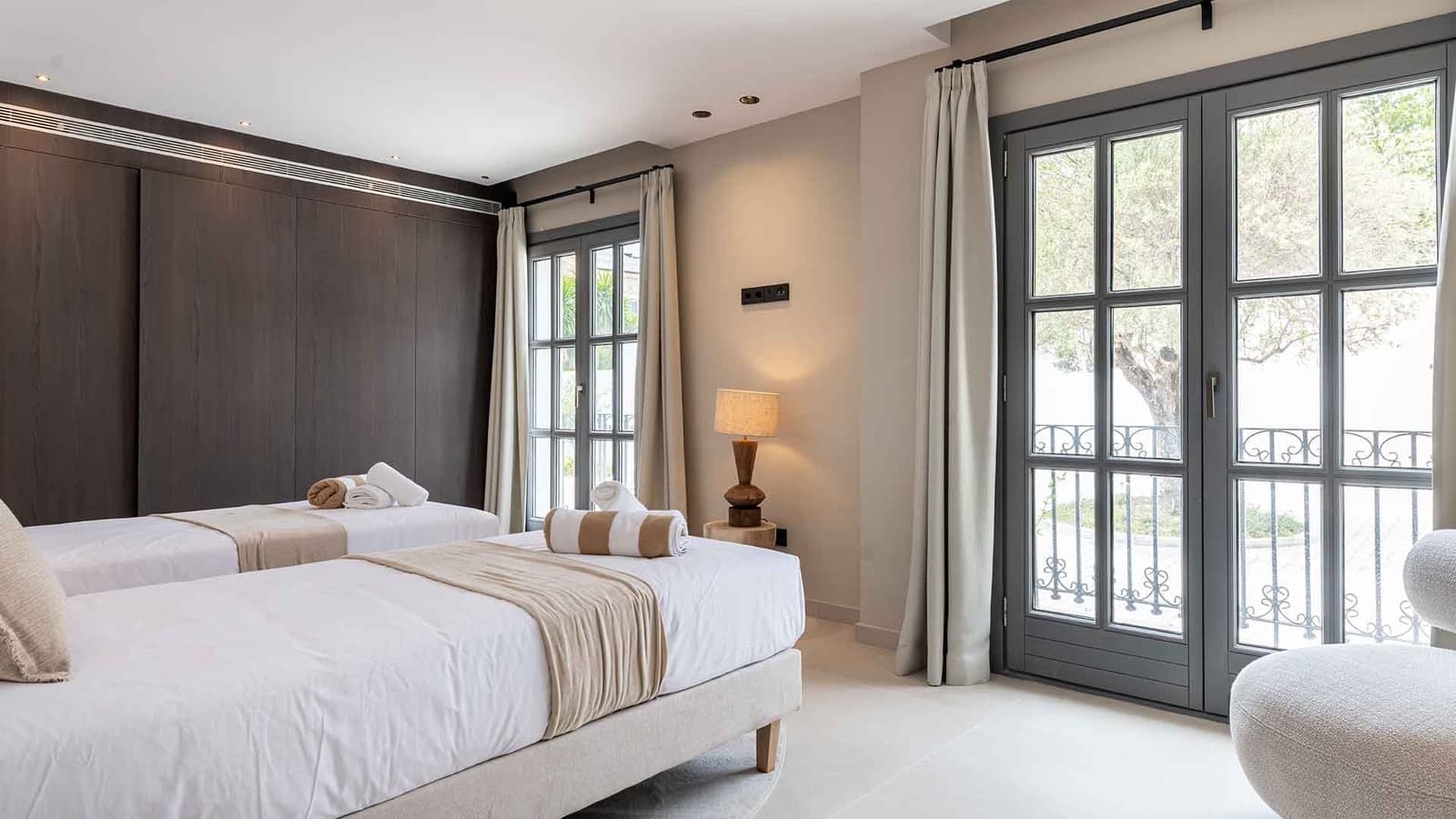 5 soverom Villa til salgs i Estepona - € 3 495 000 (Ref: 9371983)