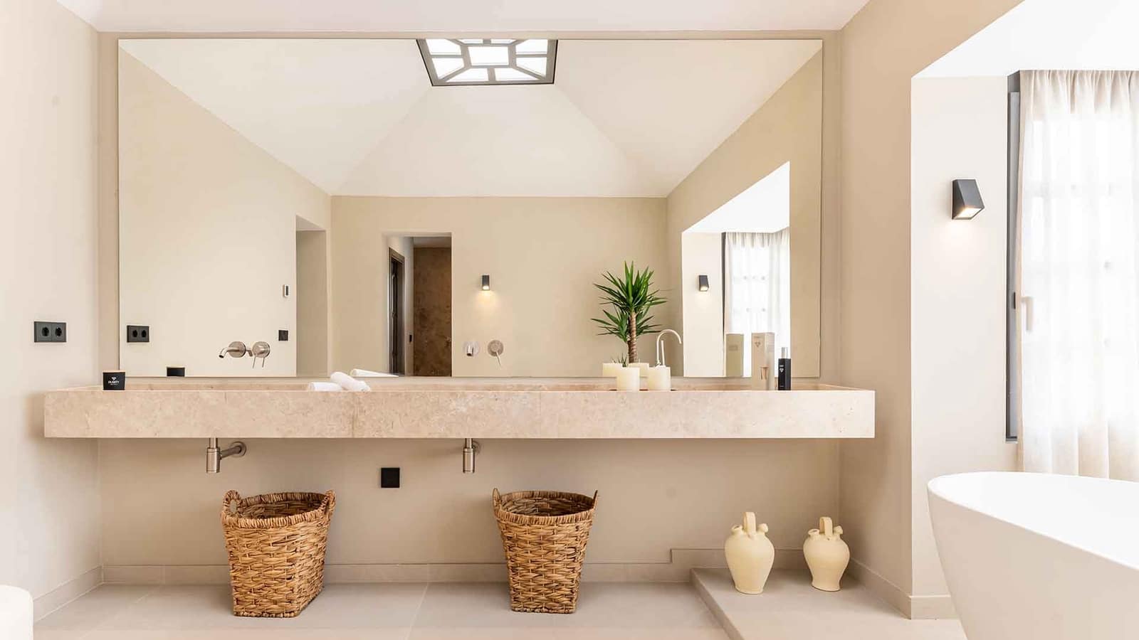 5 soverom Villa til salgs i Estepona - € 3 495 000 (Ref: 9371983)