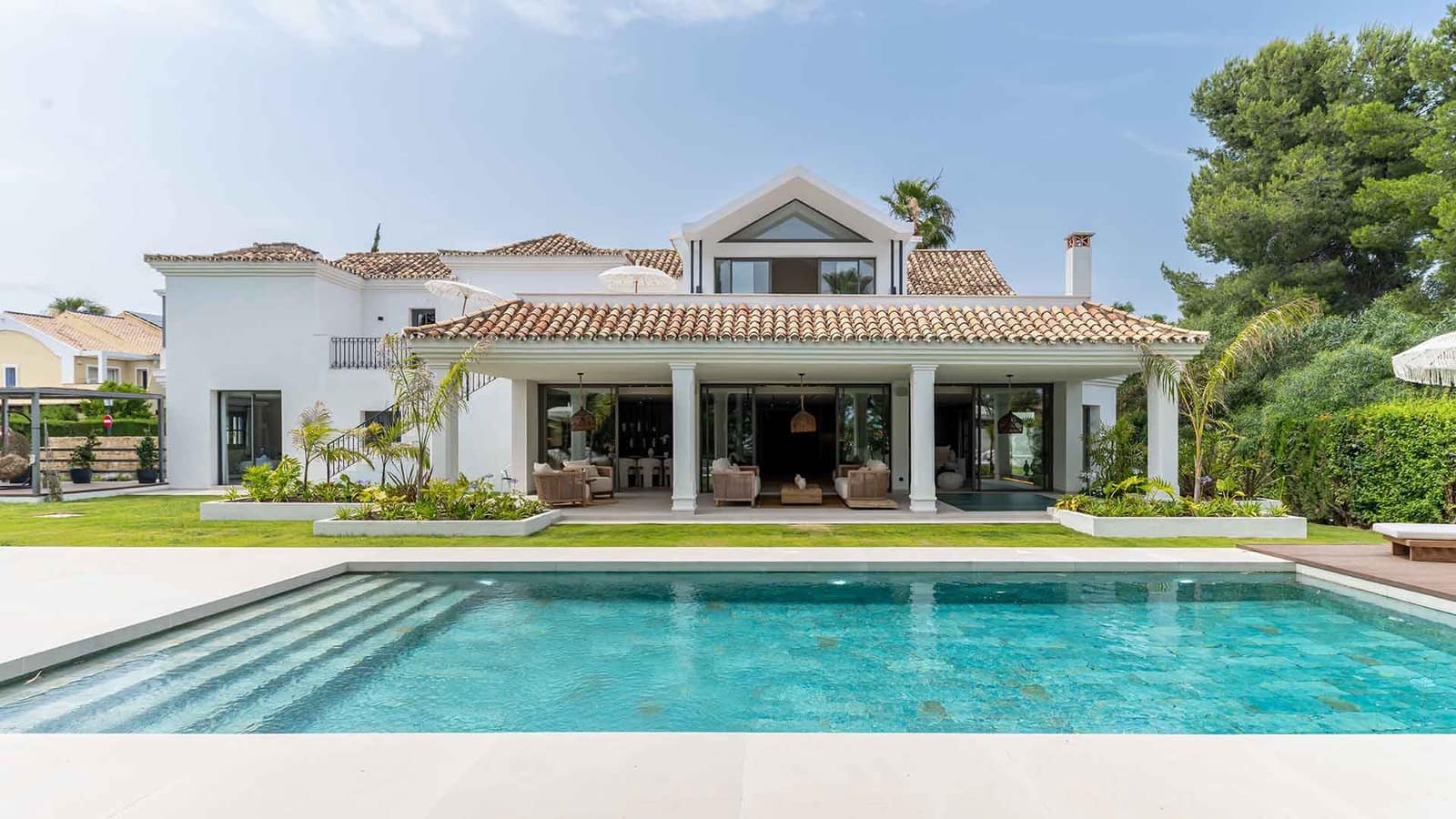 5 soverom Villa til salgs i Estepona - € 3 495 000 (Ref: 9371983)
