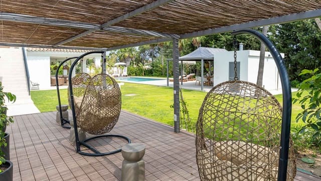 5 makuuhuone Huvila myytävänä paikassa Centro, Estepona - 3 495 000 € (Ref: 9371983)
