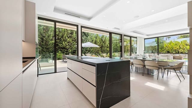 4 sypialnia Willa na sprzedaż w Nueva Andalucía Centro, Marbella z basenem - 3 950 000 € (Ref: 9390566)