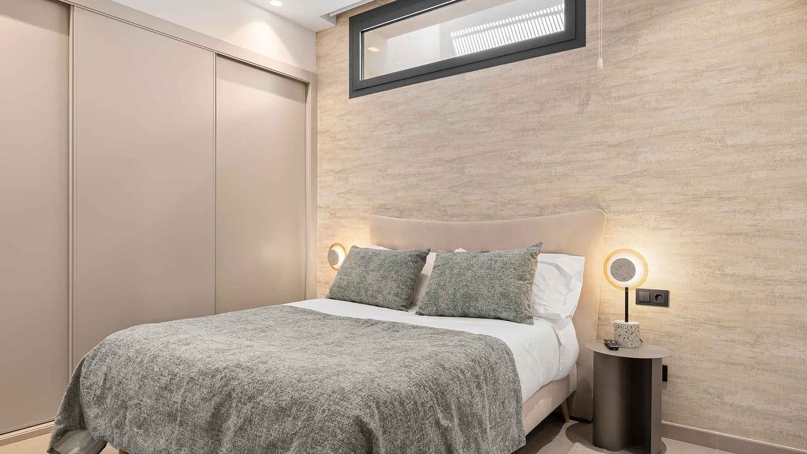 4 sypialnia Willa na sprzedaż w Nueva Andalucia z basenem - 3 950 000 € (Ref: 9390566)