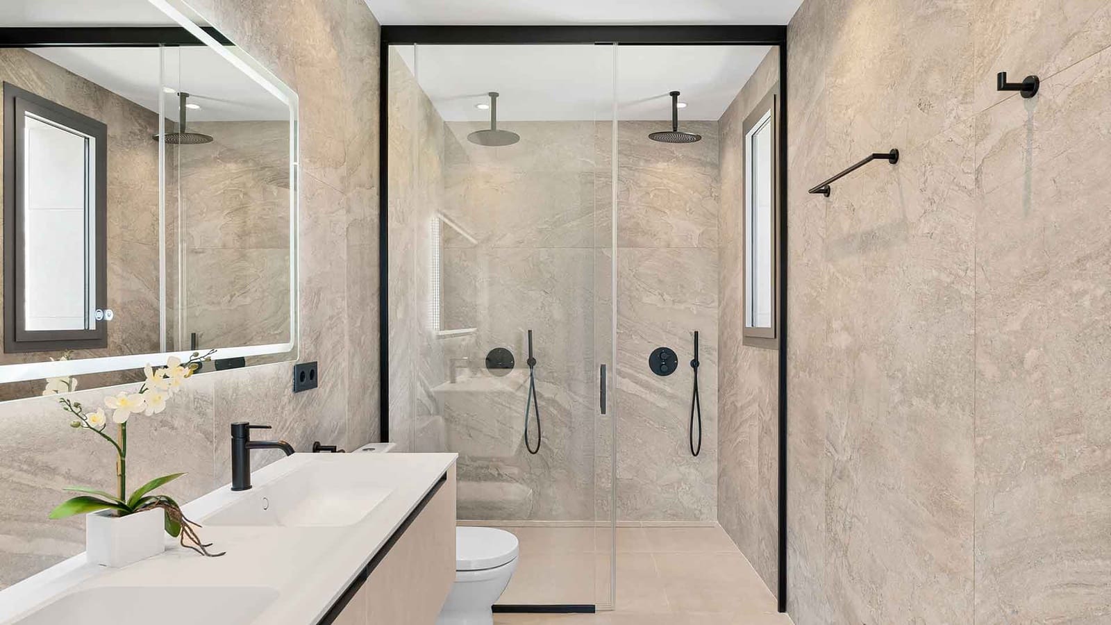 4 sypialnia Willa na sprzedaż w Nueva Andalucia z basenem - 3 950 000 € (Ref: 9390566)