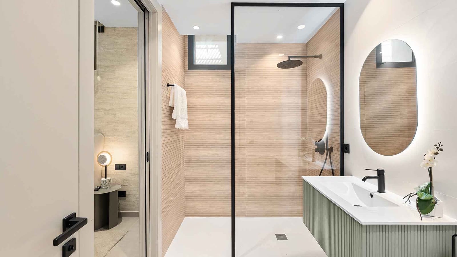 4 sypialnia Willa na sprzedaż w Nueva Andalucia z basenem - 3 950 000 € (Ref: 9390566)