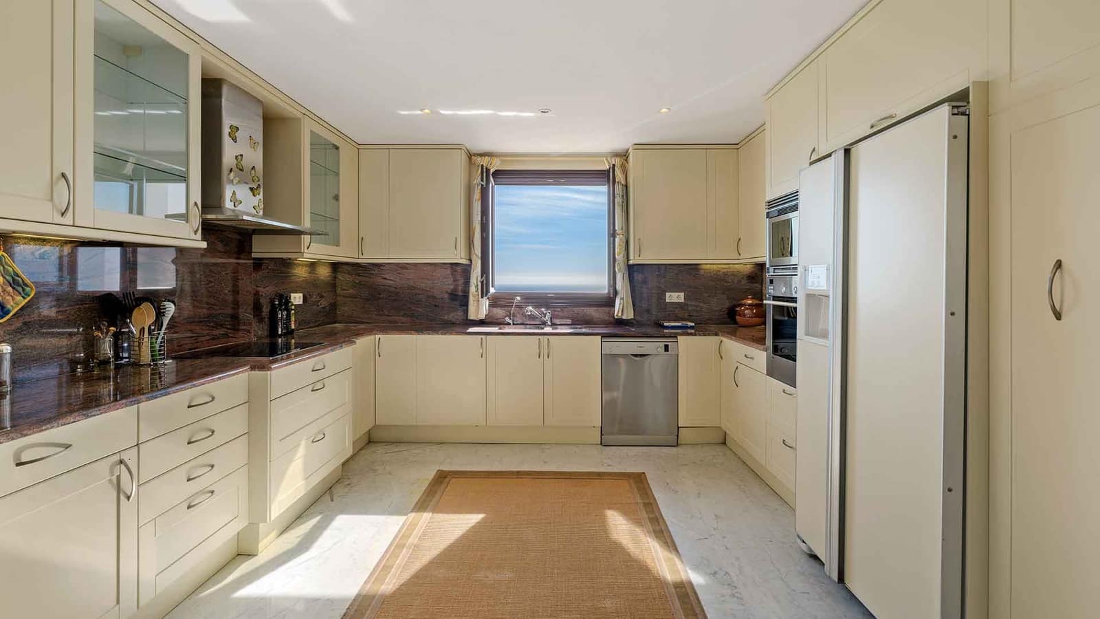 4 soveværelse Penthouse til salg i Golden Mile med swimmingpool - € 2.600.000 (Ref: 9398379)