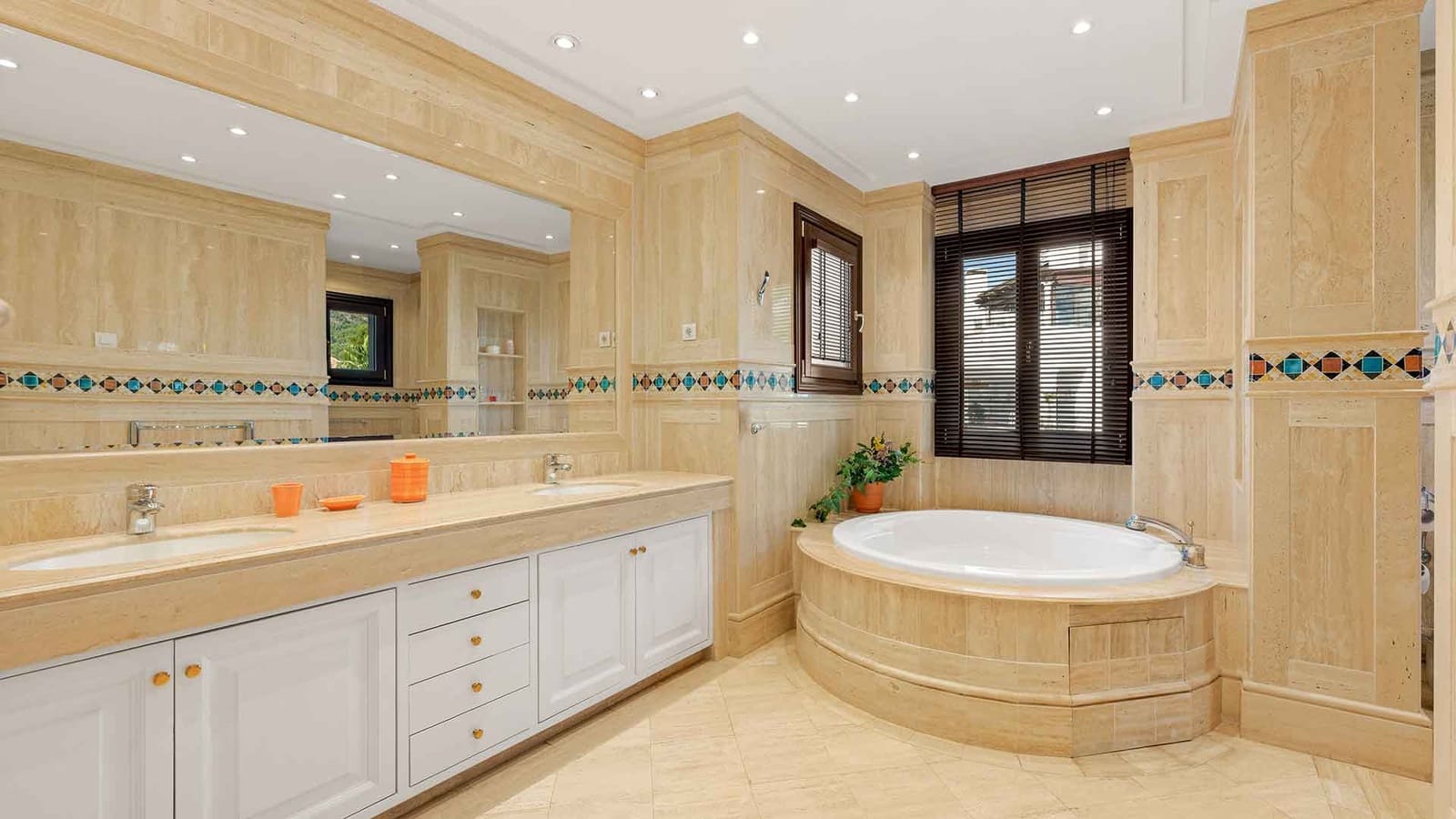 4 soveværelse Penthouse til salg i Golden Mile med swimmingpool - € 2.600.000 (Ref: 9398379)