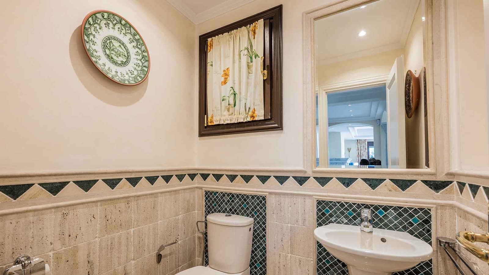 4 soveværelse Penthouse til salg i Golden Mile med swimmingpool - € 2.600.000 (Ref: 9398379)