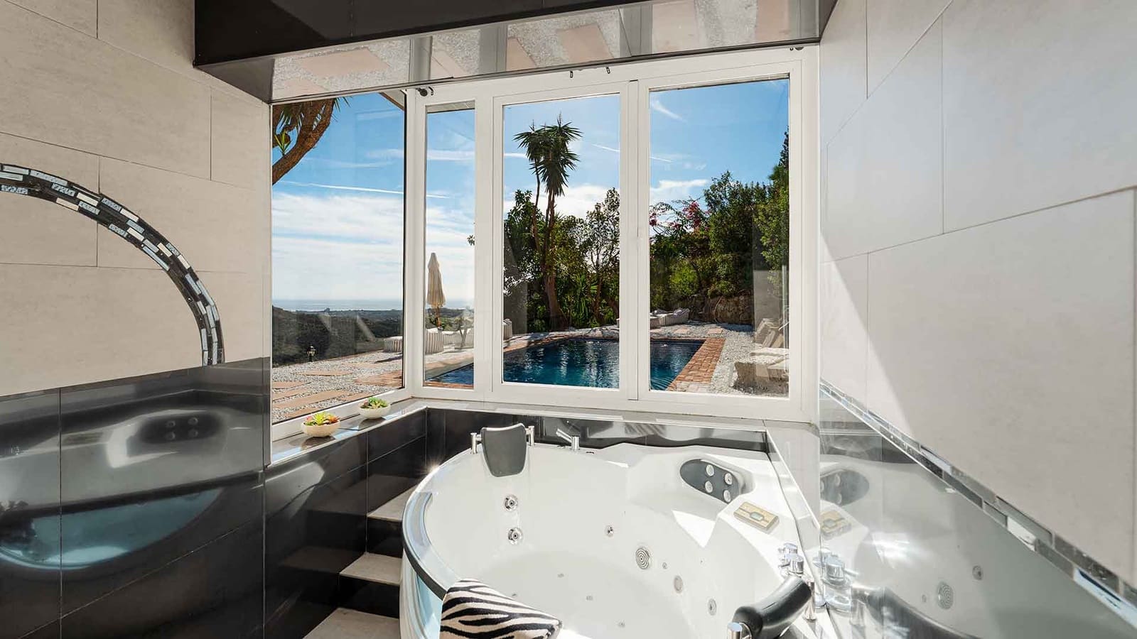 6 chambre Villa/Maison à vendre à El Madronal - 3 295 000 € (Ref: 9406554)