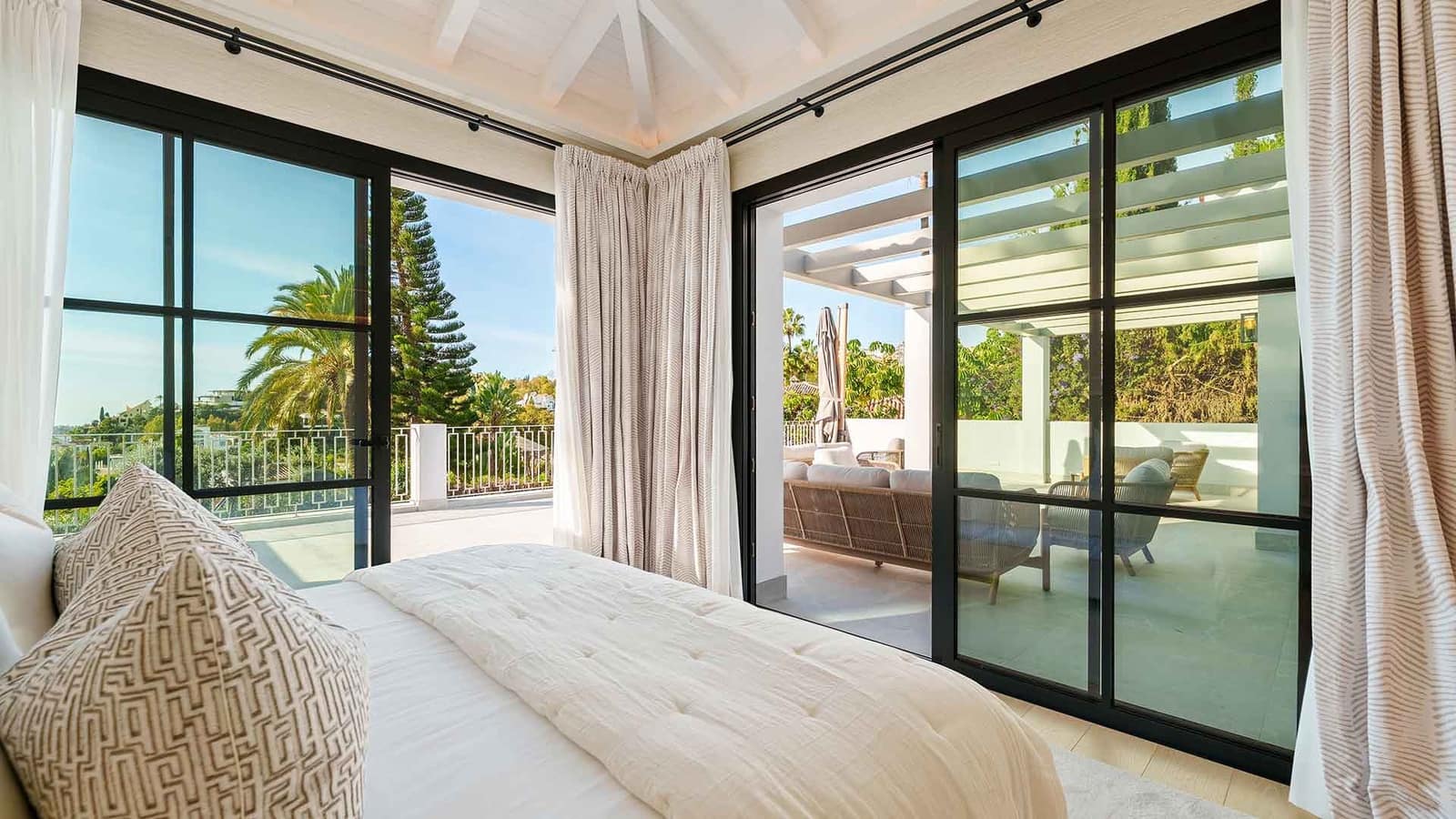 5 chambre Villa/Maison à vendre à Benahavis avec piscine - 6 250 000 € (Ref: 9427098)