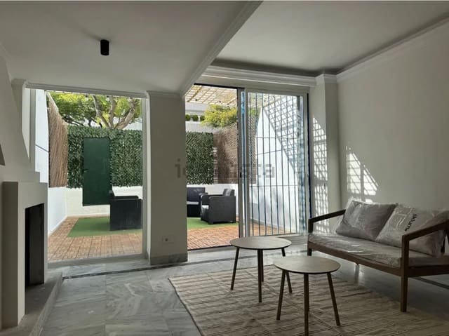 2 soverom Leilighet til salgs i Playa Bajadilla - Puertos, Marbella med svømmebasseng - € 849 000 (Ref: 9430984)