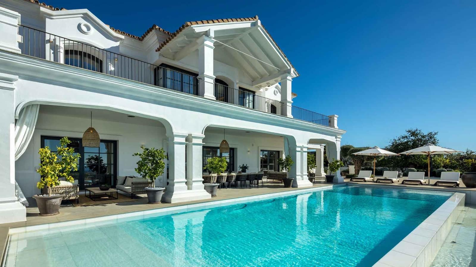 7 soverom Villa til salgs i Benahavis med svømmebasseng - € 10 700 000 (Ref: 9437114)