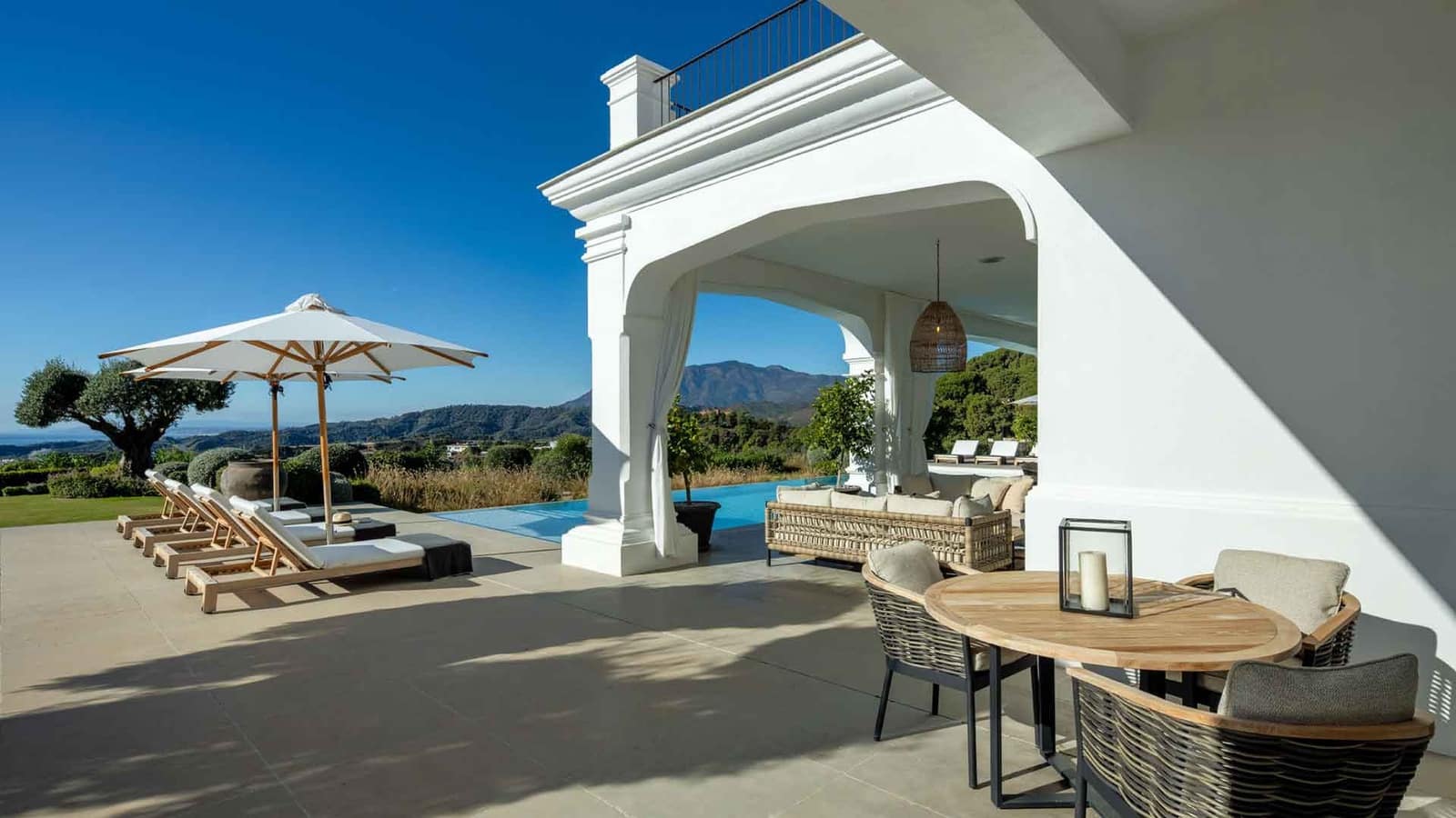 7 soverom Villa til salgs i Benahavis med svømmebasseng - € 10 700 000 (Ref: 9437114)