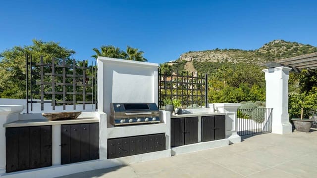 7 chambre Villa/Maison à vendre à Benahavís pueblo, Benahavís avec piscine - 10 700 000 € (Ref: 9437114)